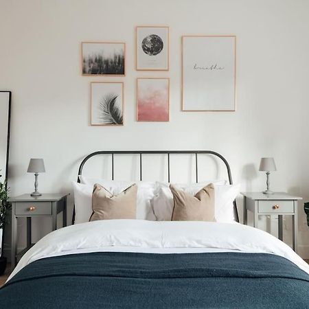 Stylish 2 Bedroom Flat In Ilford, London Экстерьер фото