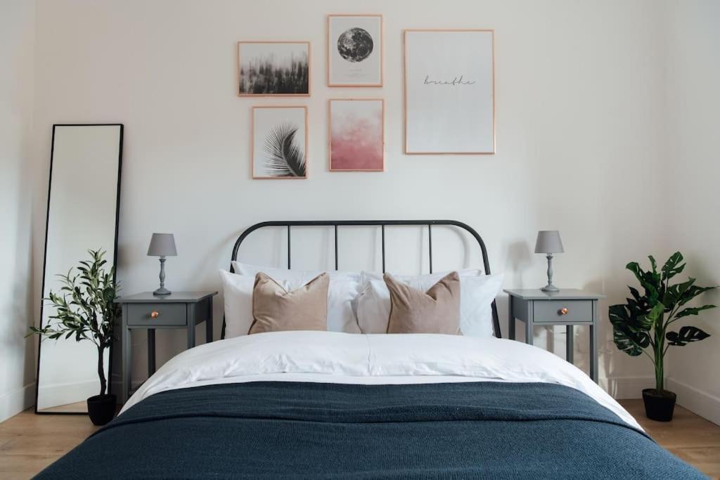 Stylish 2 Bedroom Flat In Ilford, London Экстерьер фото