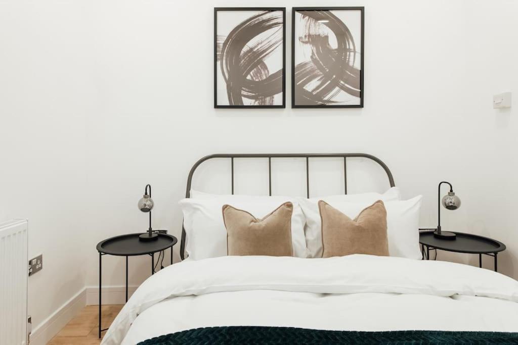 Stylish 2 Bedroom Flat In Ilford, London Экстерьер фото